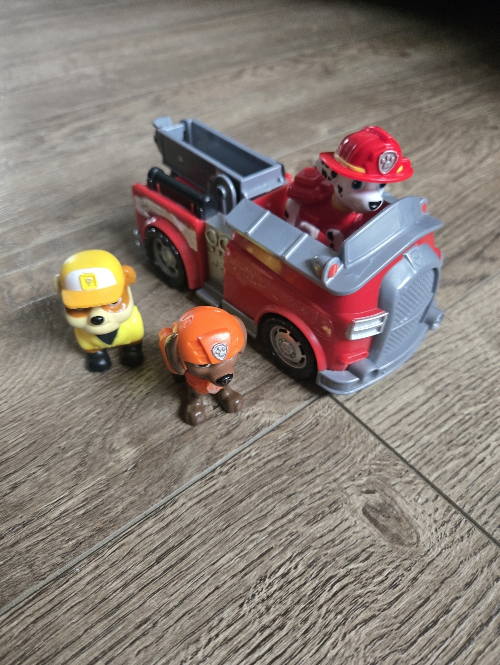 Paw Patrol Marshall Fire Truck + Rubble & Zuma Figures Bundle
